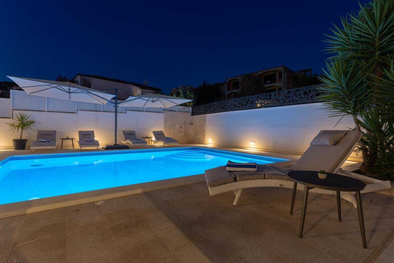 Villa Fortis B&B Τρογκίρ Εξωτερικό φωτογραφία